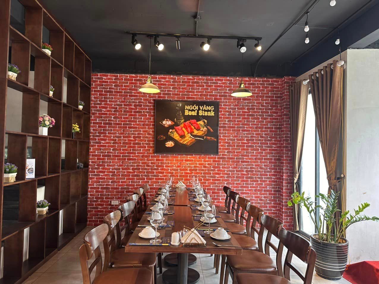 Ngói Vàng Steak - KĐT Dương Nội