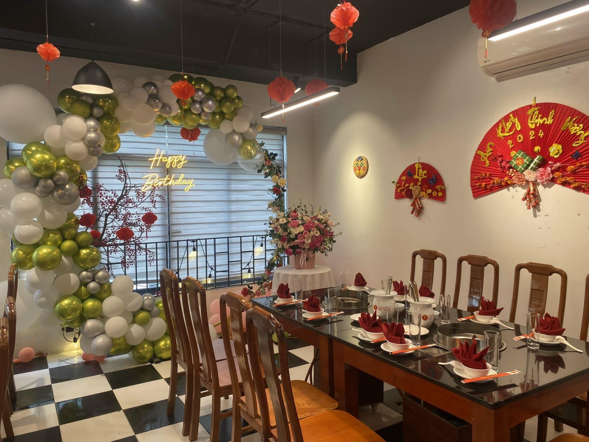 Lẩu Nấm Gia Khánh - 67 Vũ Phạm Hàm