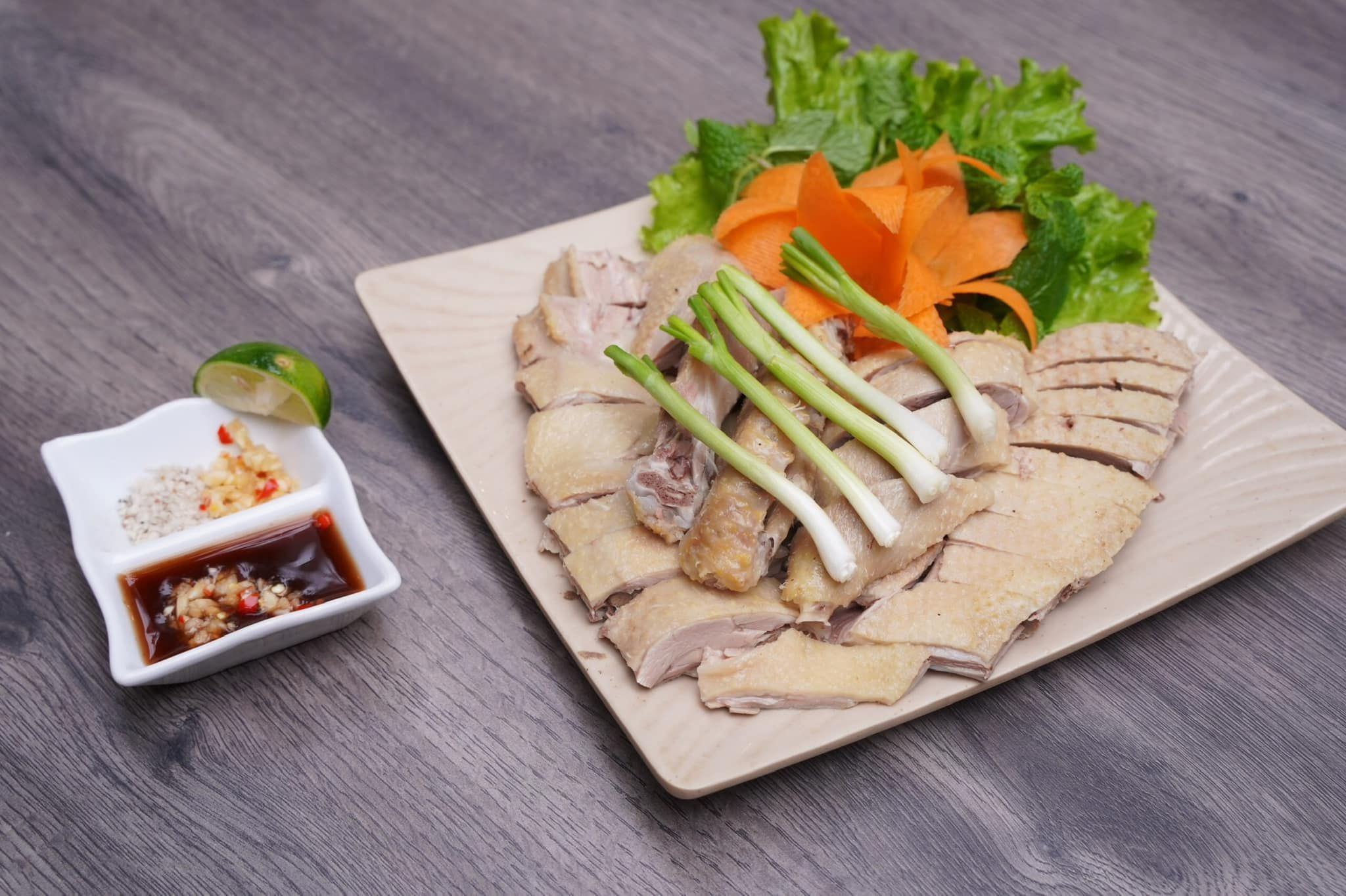 Vua Ngan - 24 Trần Bình