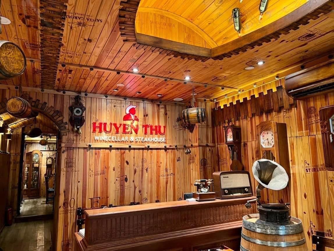 Hầm Rượu Vang Huyền Thư - 8D Hàm Long