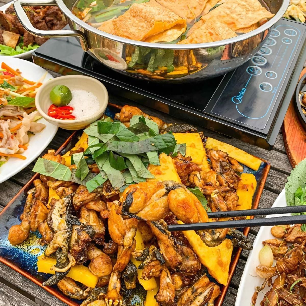 Lẩu Cua Đồng Hà Giang - 287 Tô Hiệu