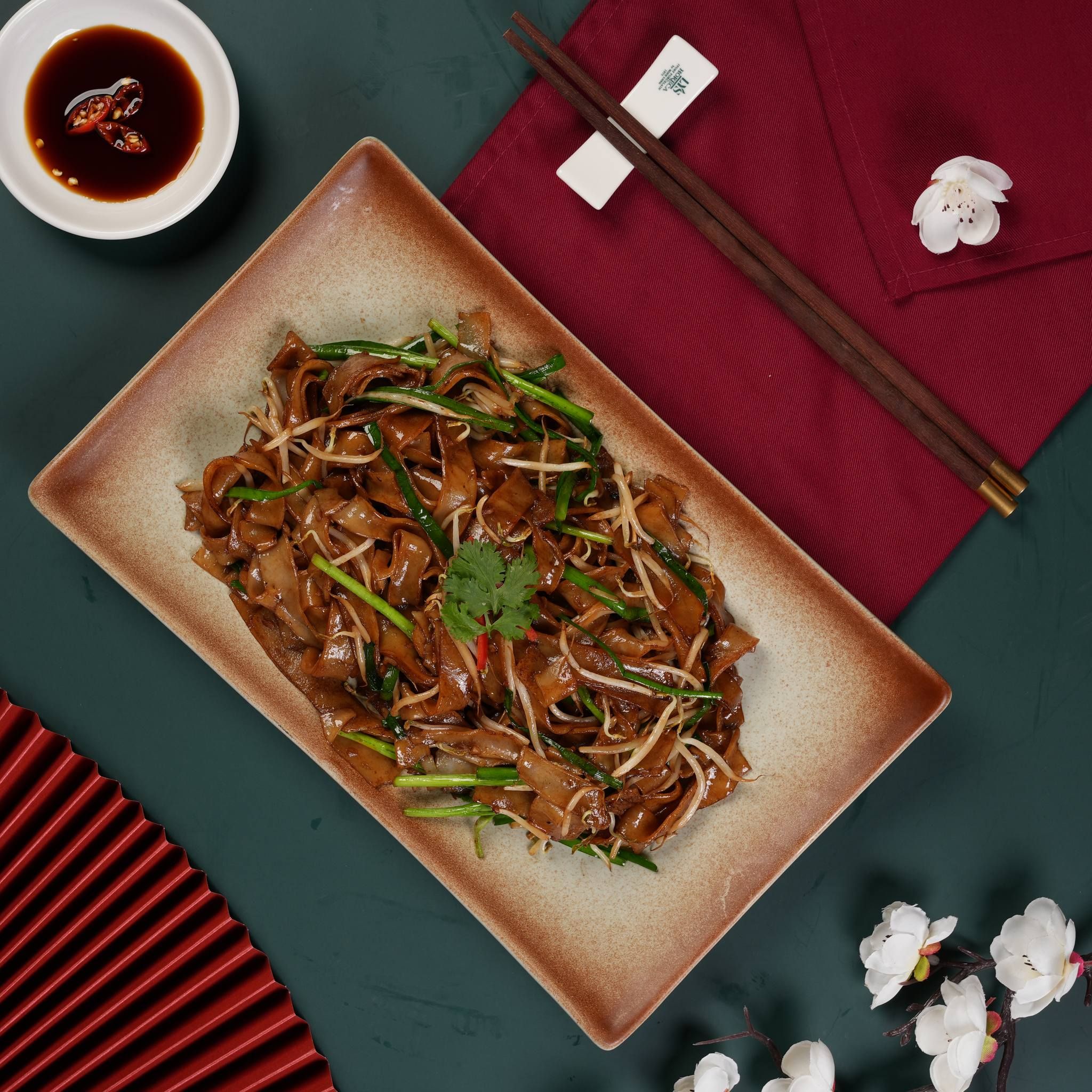 Nam Phương Lầu - 19 Nguyễn Thị Diệu