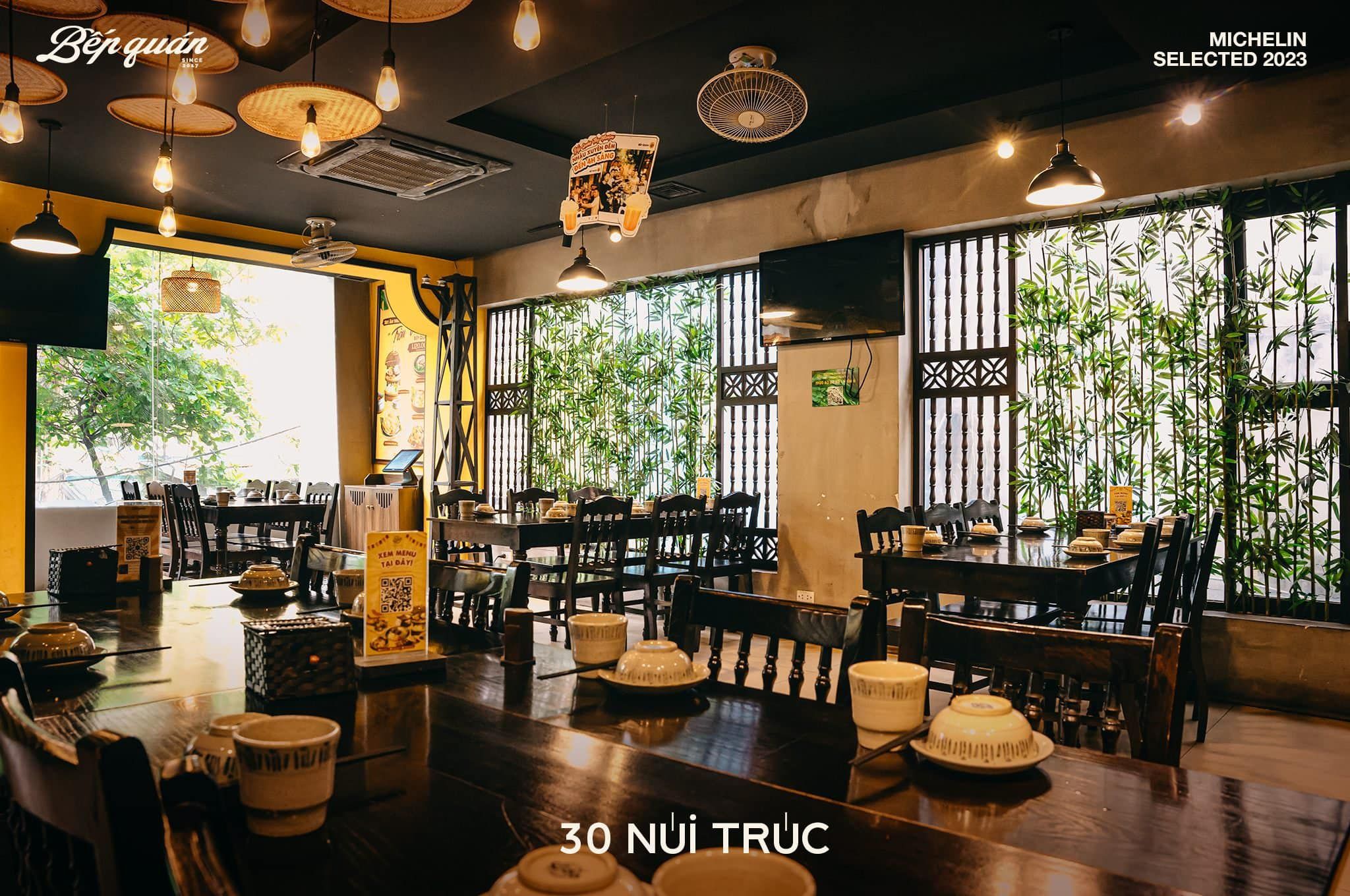 Bếp Quán - Núi Trúc