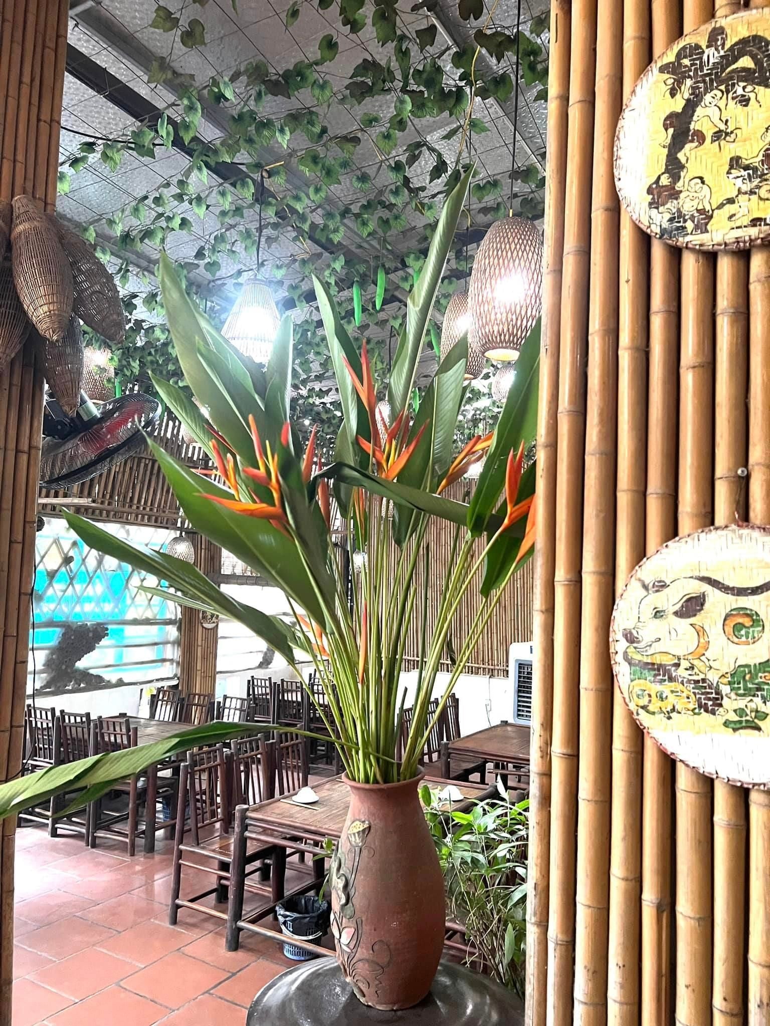 Lẩu Cua Đồng 685 - 685 Lạc Long Quân