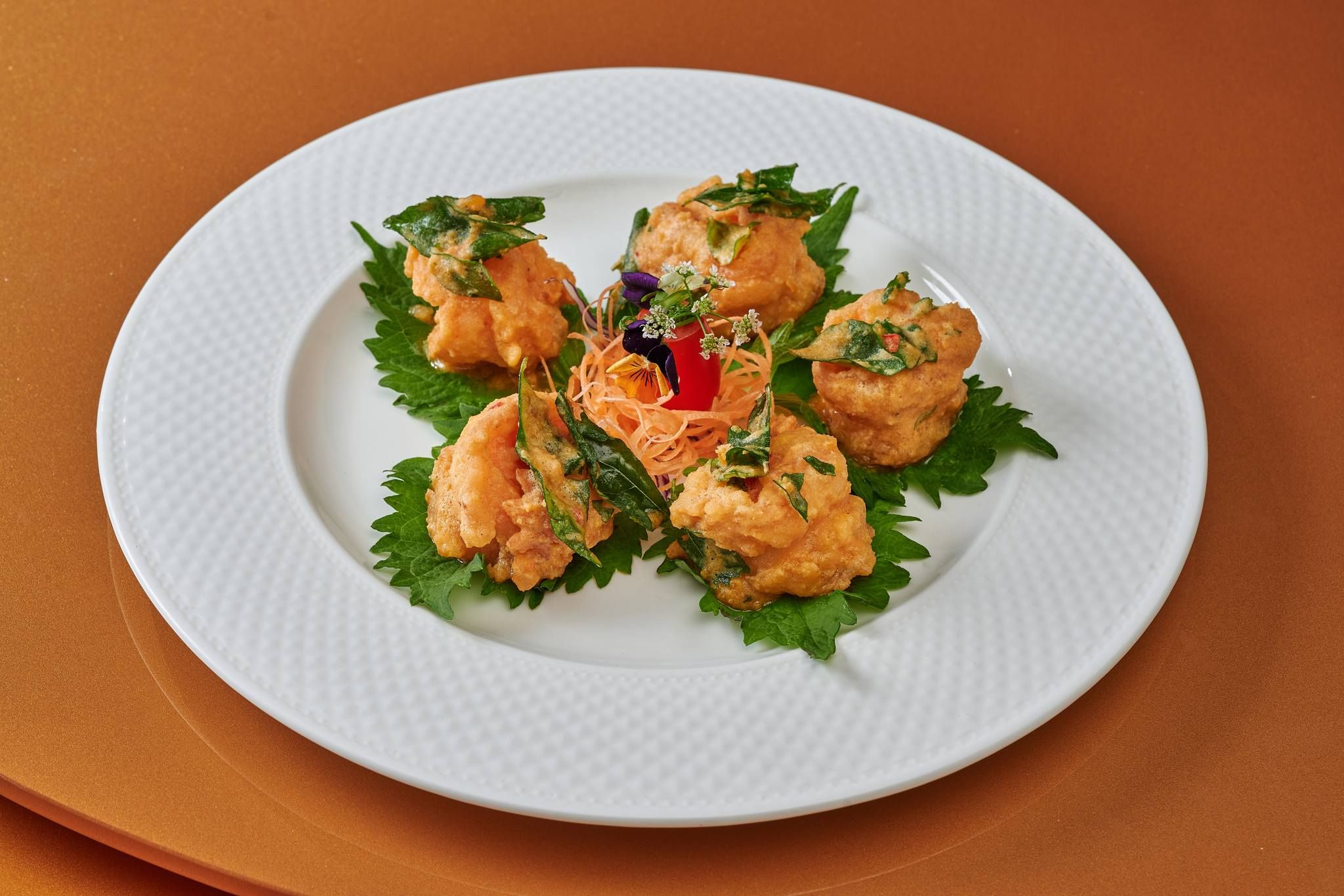 Dragon Palace Restaurant - 2 Bis Nguyễn Thị Minh Khai