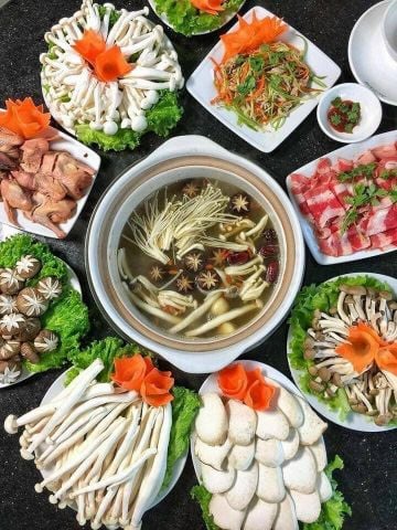 Lẩu Nấm Gia Khánh - Vũ Phạm Hàm