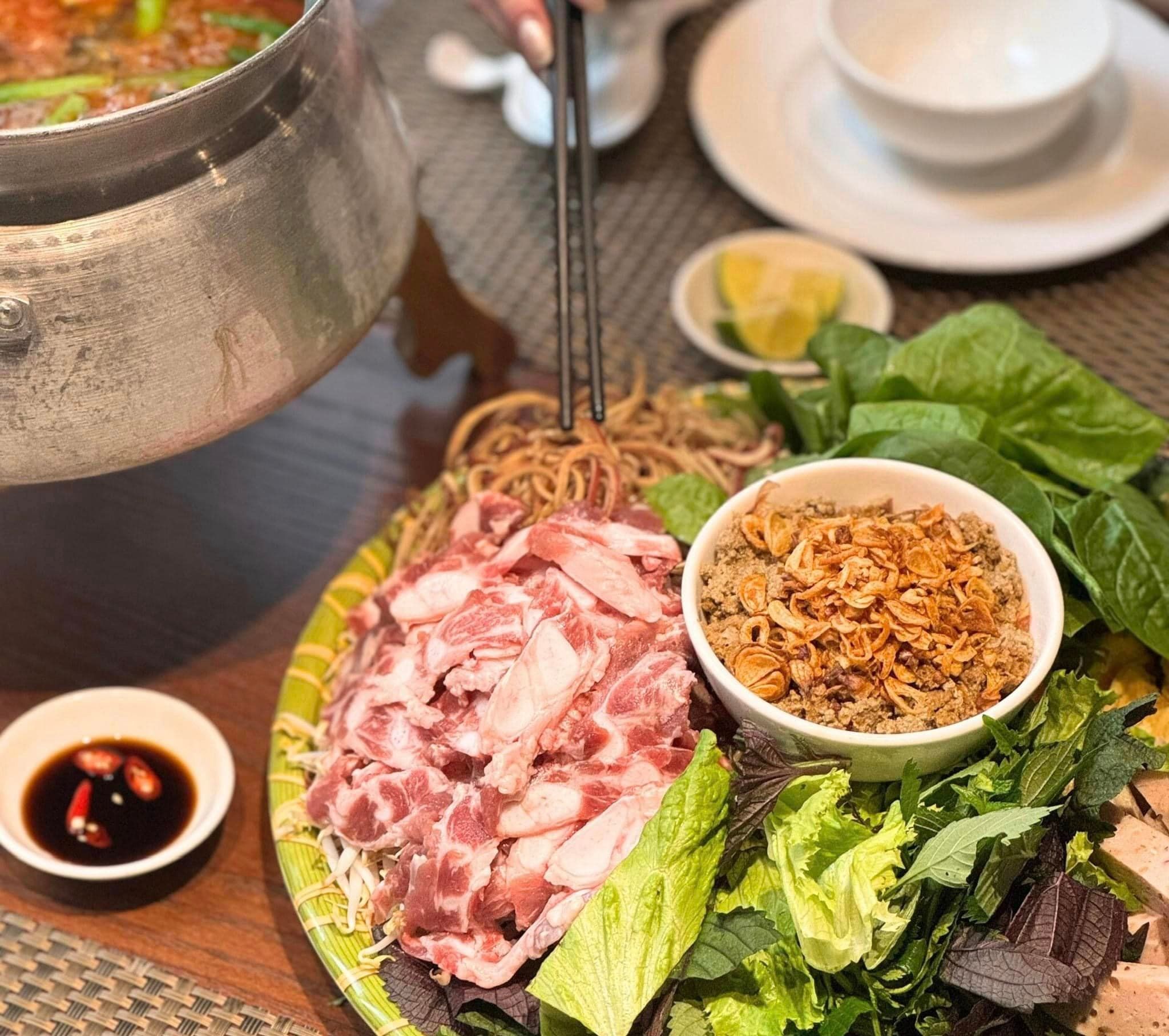 Bia Huynh Đệ - KĐT FLC Đại Mỗ