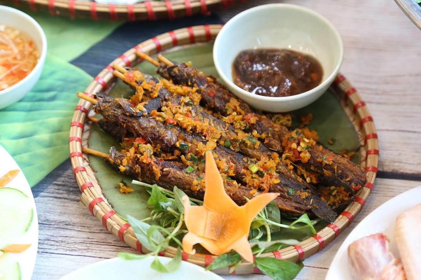 Phương Nam - 13 Mai Hắc Đế