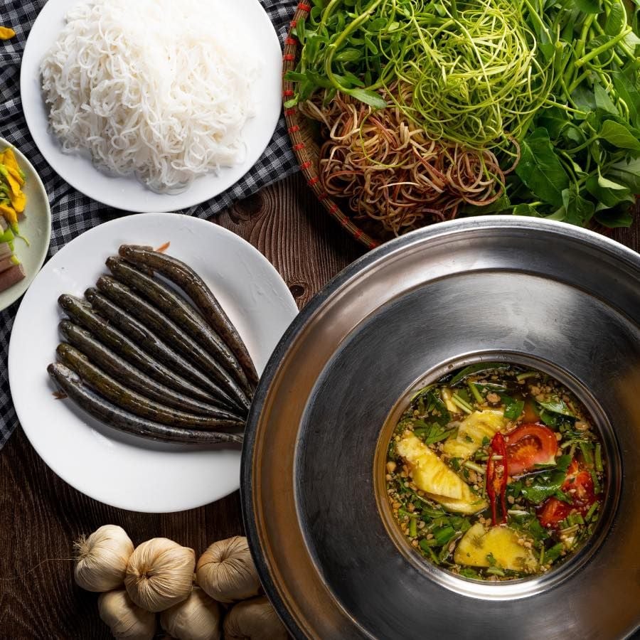 Phương Nam - 13 Mai Hắc Đế