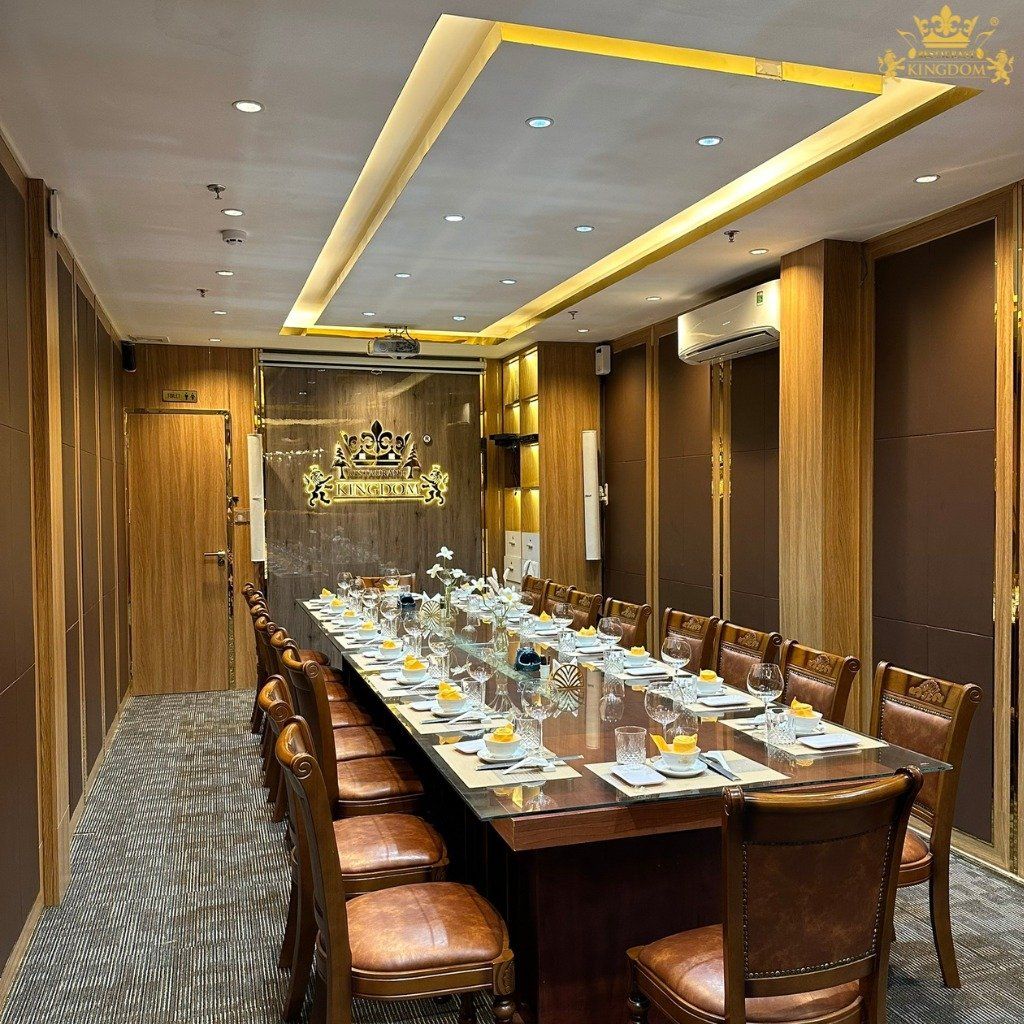 Vương Quốc - 59/6A Phạm Viết Chánh