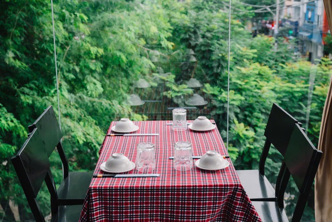 Dê Quay Phố Quen - 17A Trương Công Định