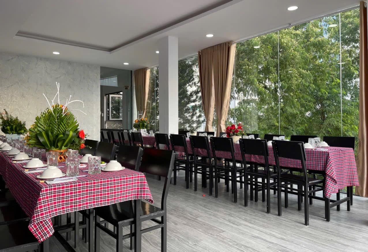 Dê Quay Phố Quen - 17A Trương Công Định