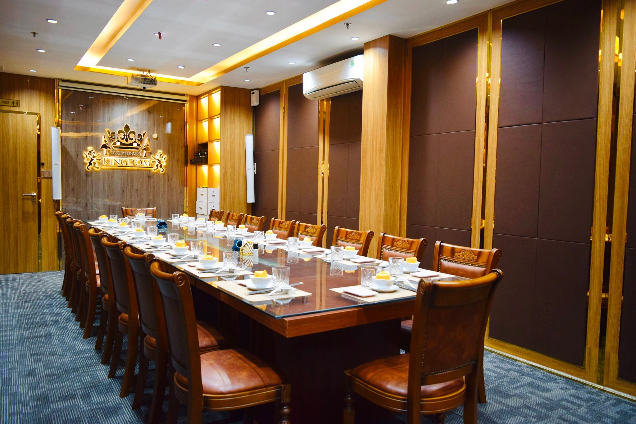 Vương Quốc - 59/6A Phạm Viết Chánh