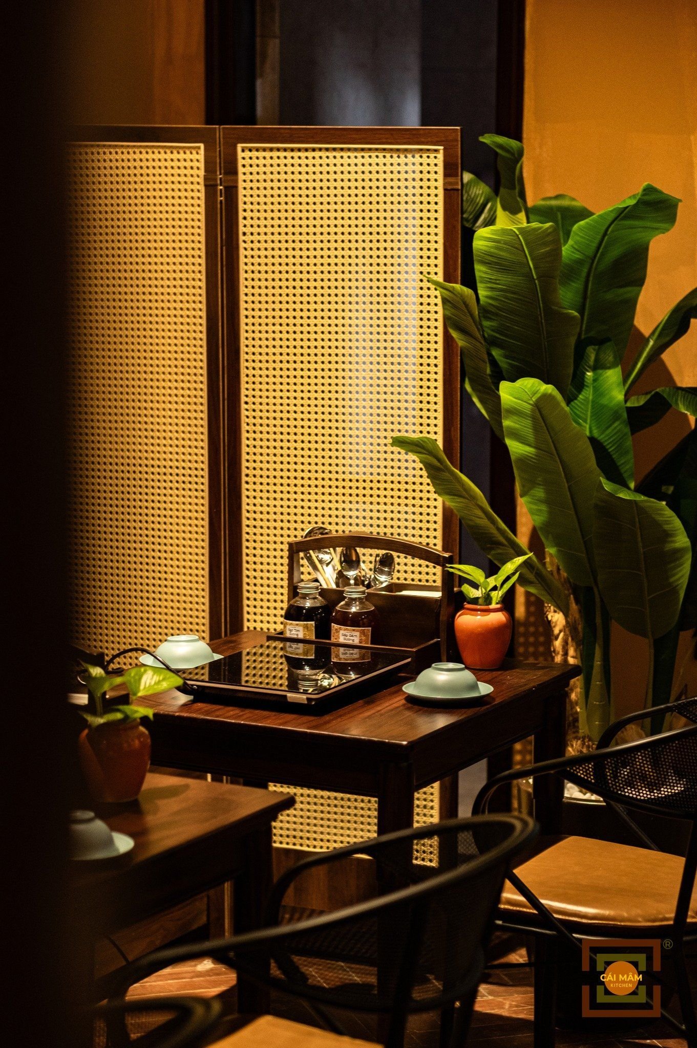 Cái Mâm Kitchen - 20 Hội Vũ