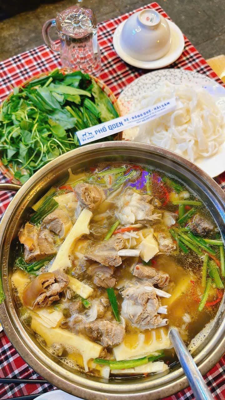 Dê Quay Phố Quen - 17A Trương Công Định