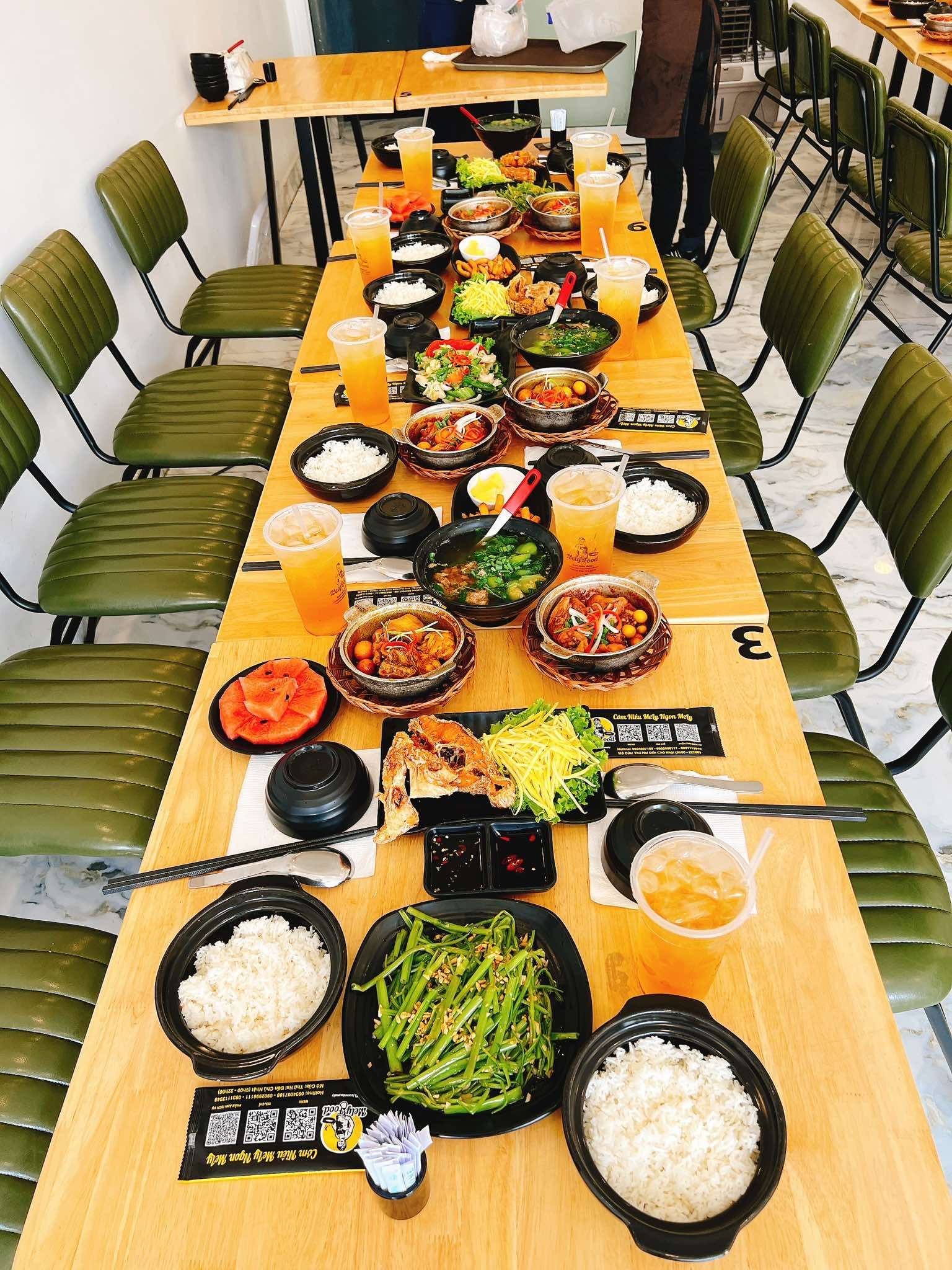 Cơm Niêu MelyFood - 694 Sư Vạn Hạnh