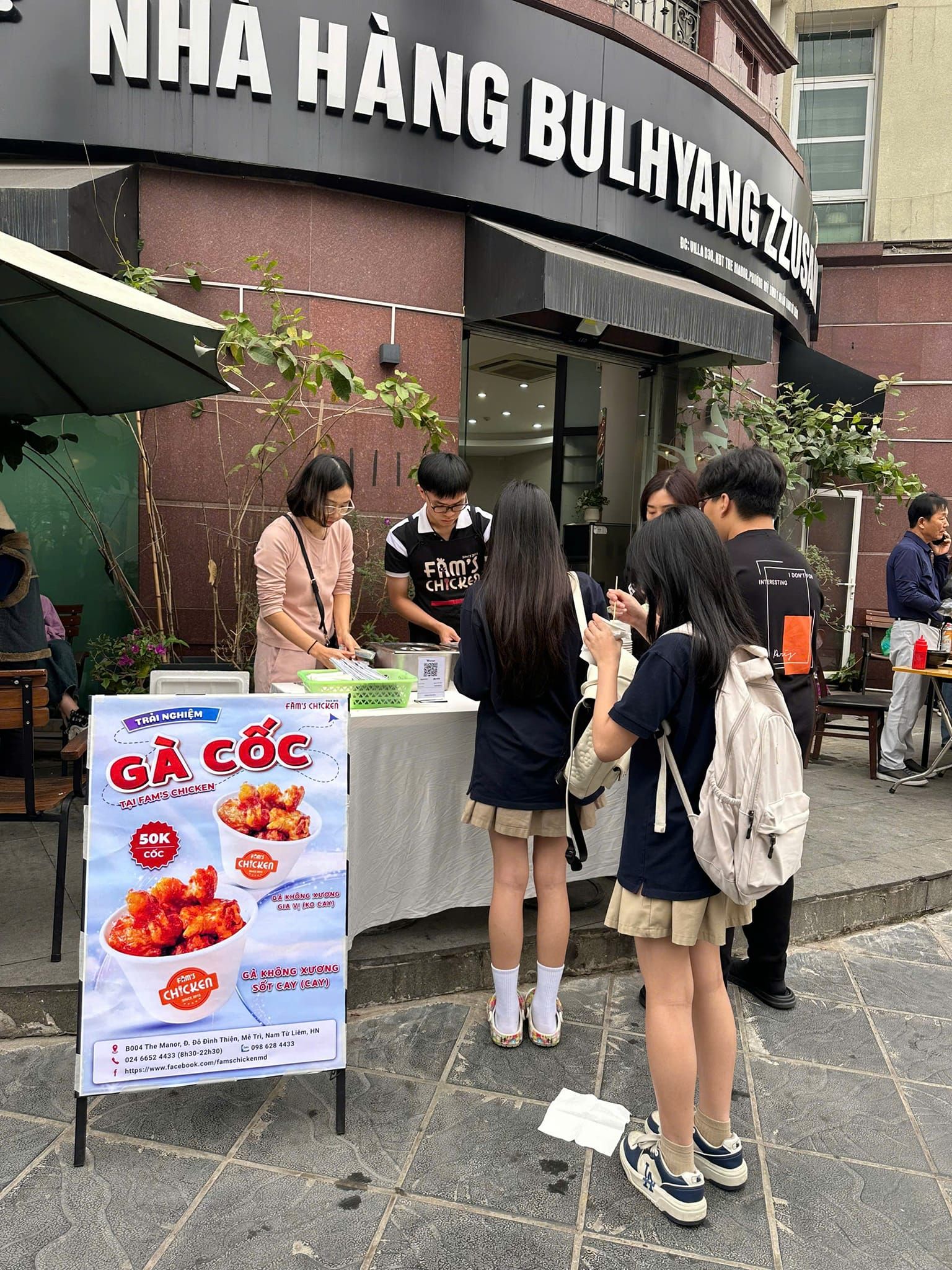 FAM‘S Chicken - KĐT The Manor