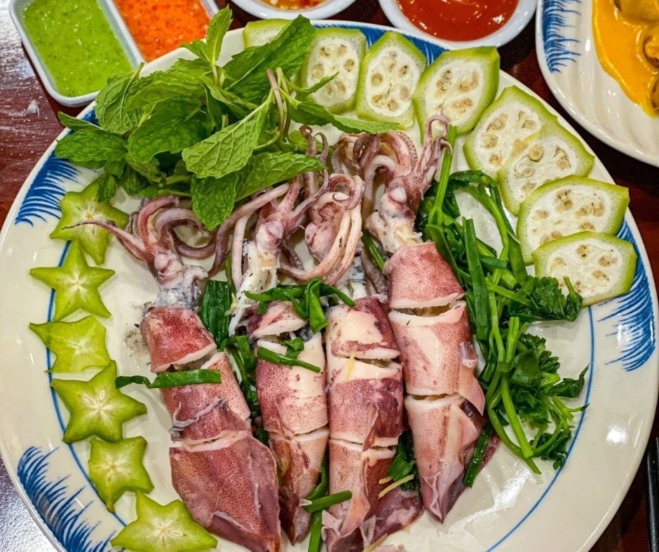 Hải Sản Mộc Quán Nha Trang - Hồng Bàng