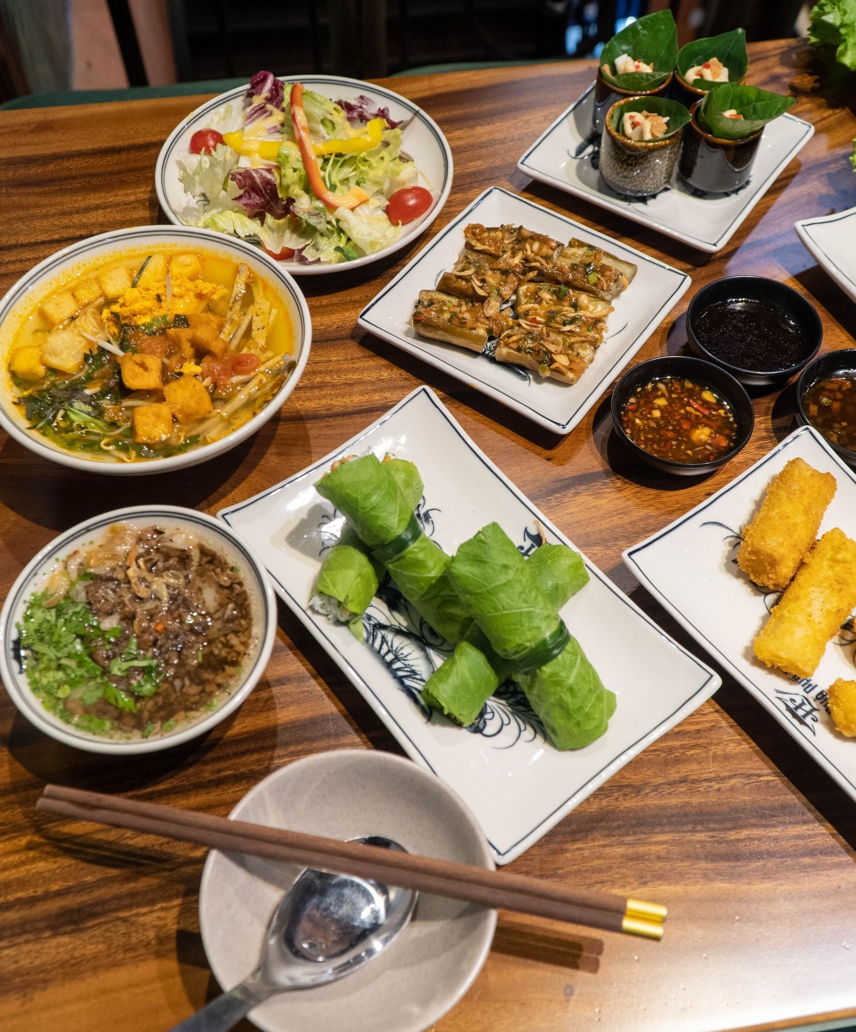 Chay Đàm Hoa - 32 Dịch Vọng Hậu