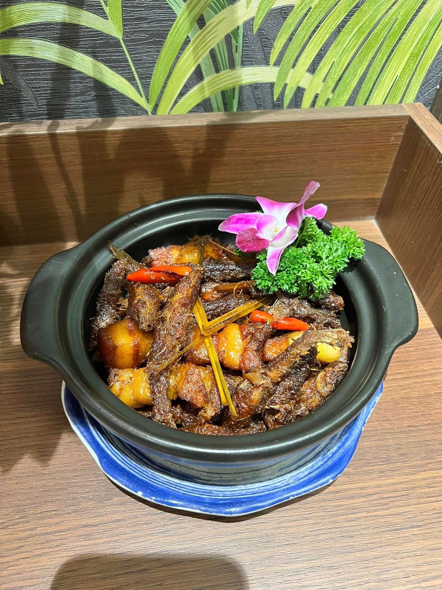 Sơn Đoòng - 5 Nguyên Hồng