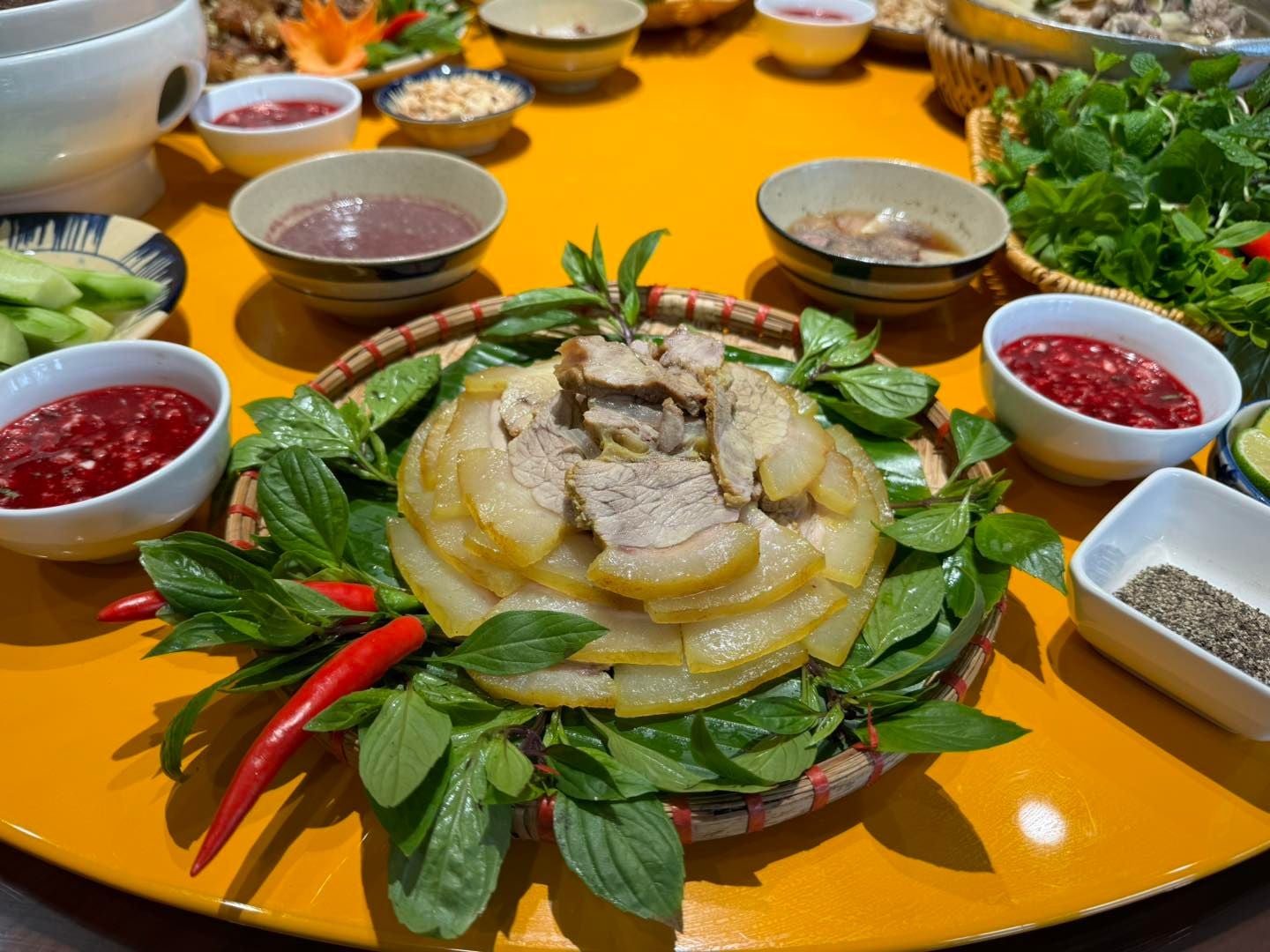 Sơn Đoòng - 5 Nguyên Hồng