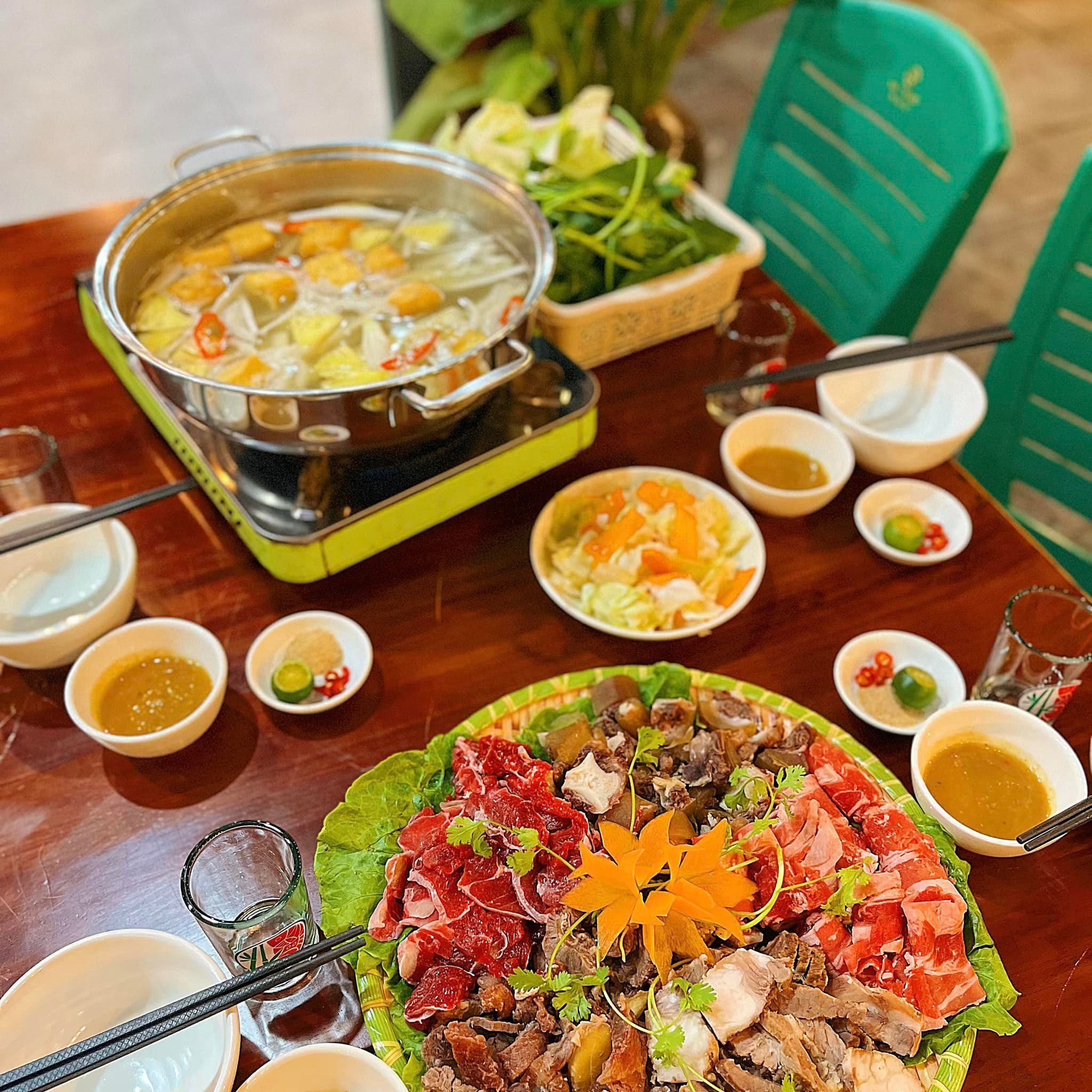 Xanh House - 83 Hữu Nghị