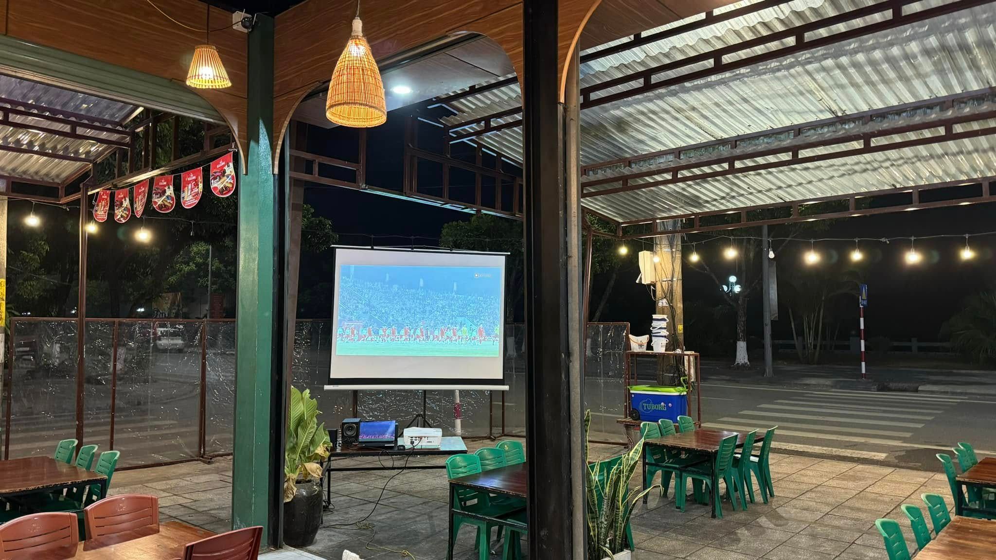 Xanh House - 83 Hữu Nghị