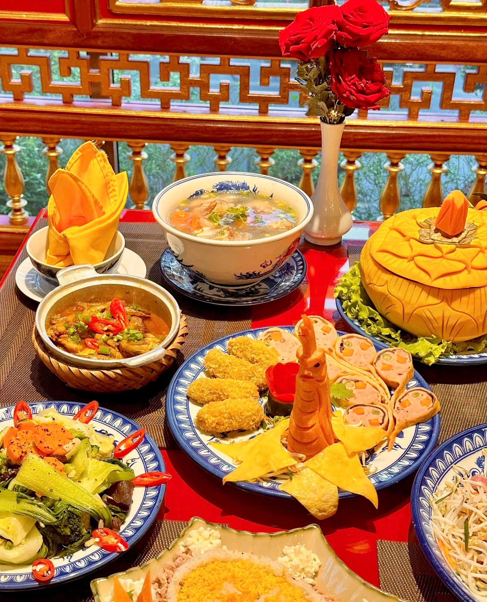 Không Gian Xưa Huế - Điện Biên Phủ