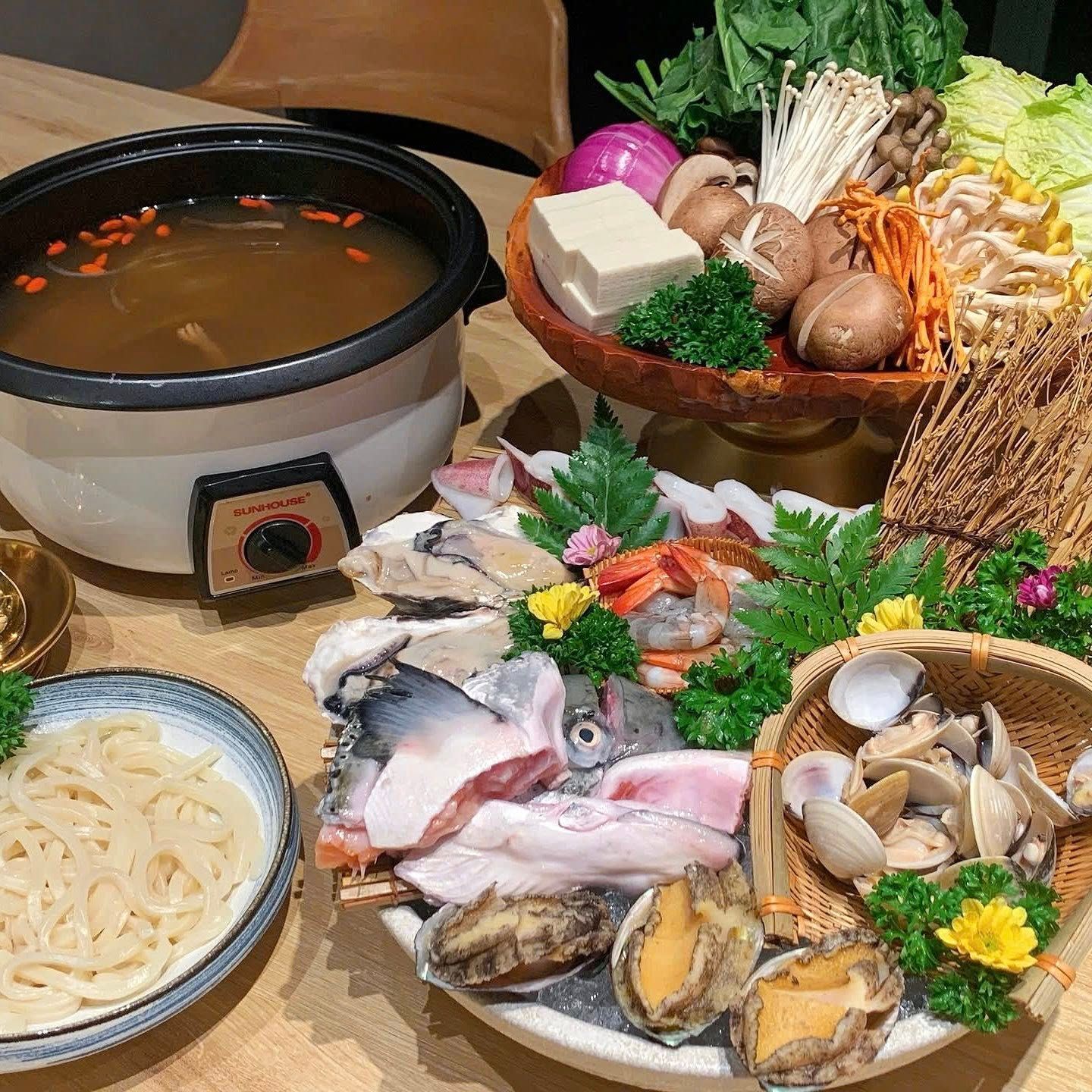 Akataiyo Sushi - 10 Đinh Tiên Hoàng