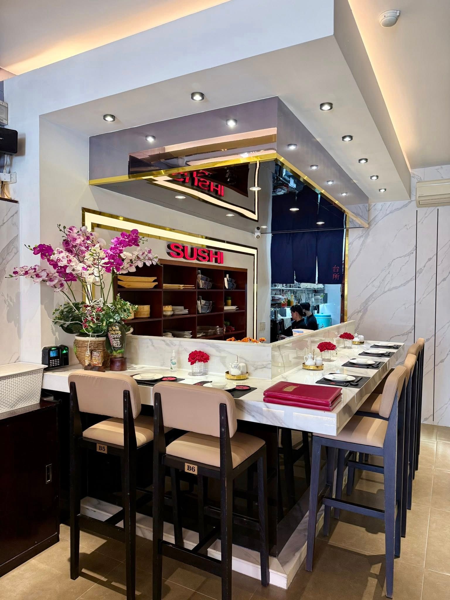 Akataiyo Sushi - 10 Đinh Tiên Hoàng