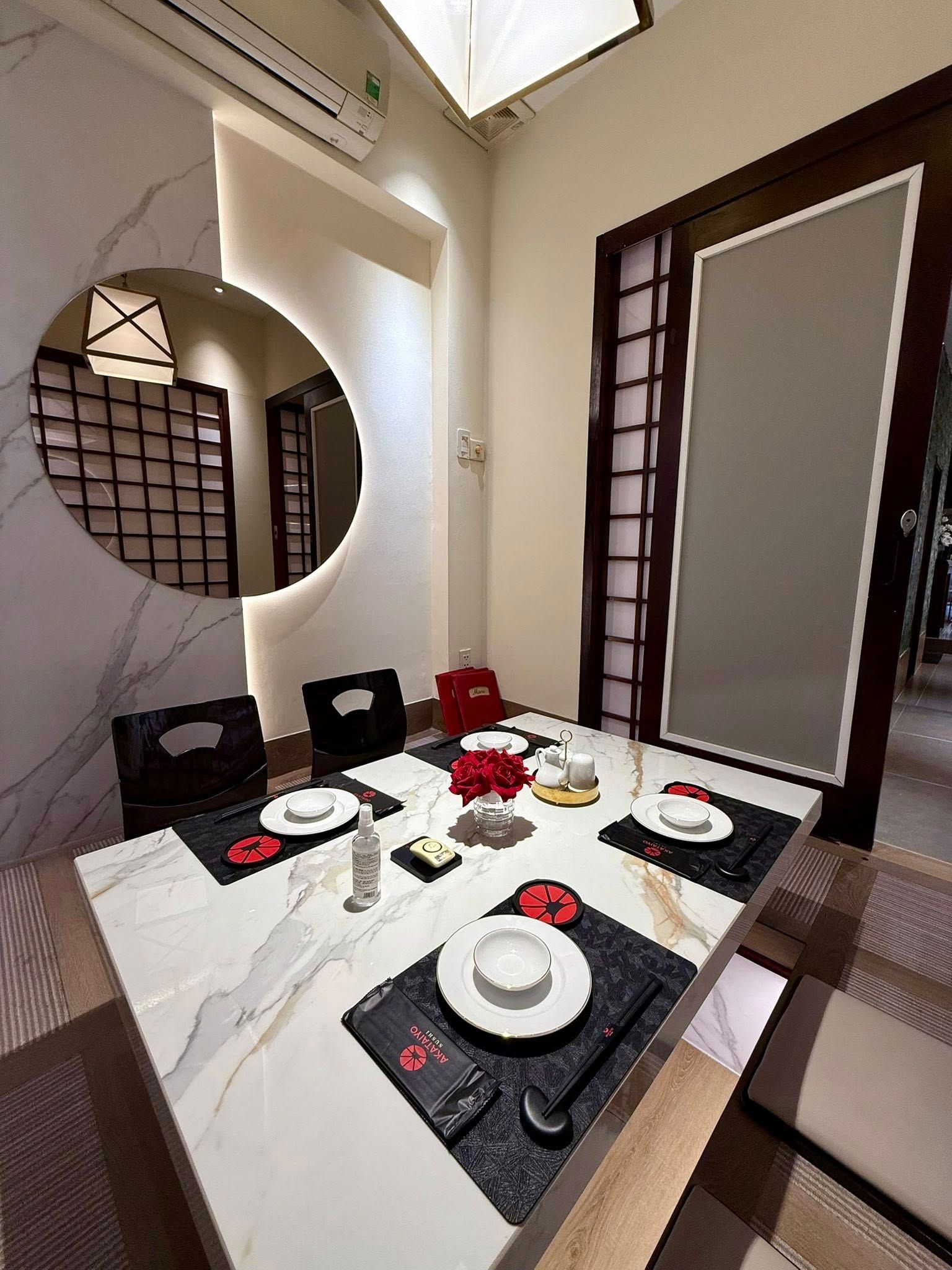Akataiyo Sushi - 10 Đinh Tiên Hoàng