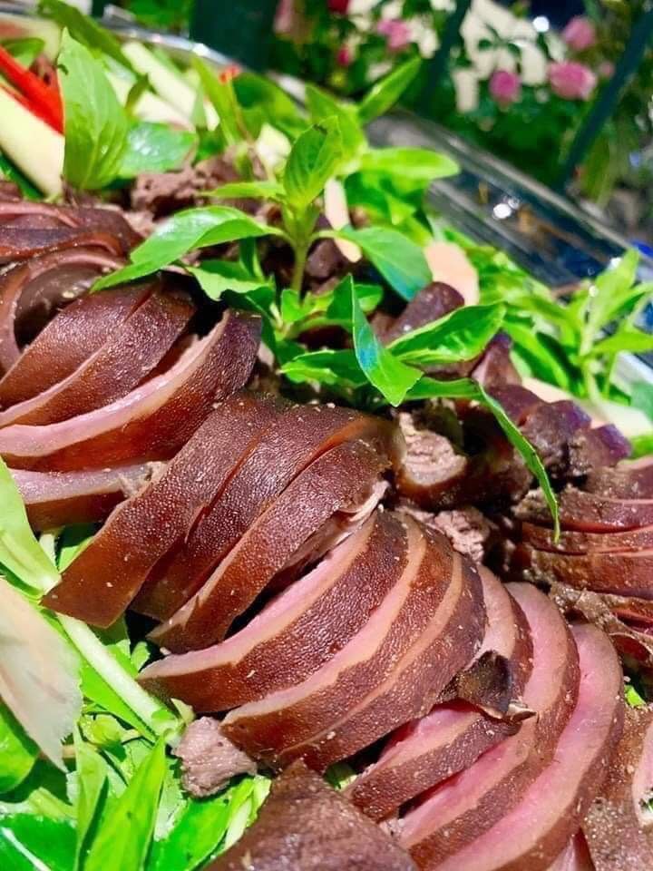 Vườn Nhiệt Đới - Trương Định