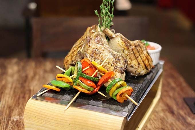 Joy Plus - Nguyễn Chánh