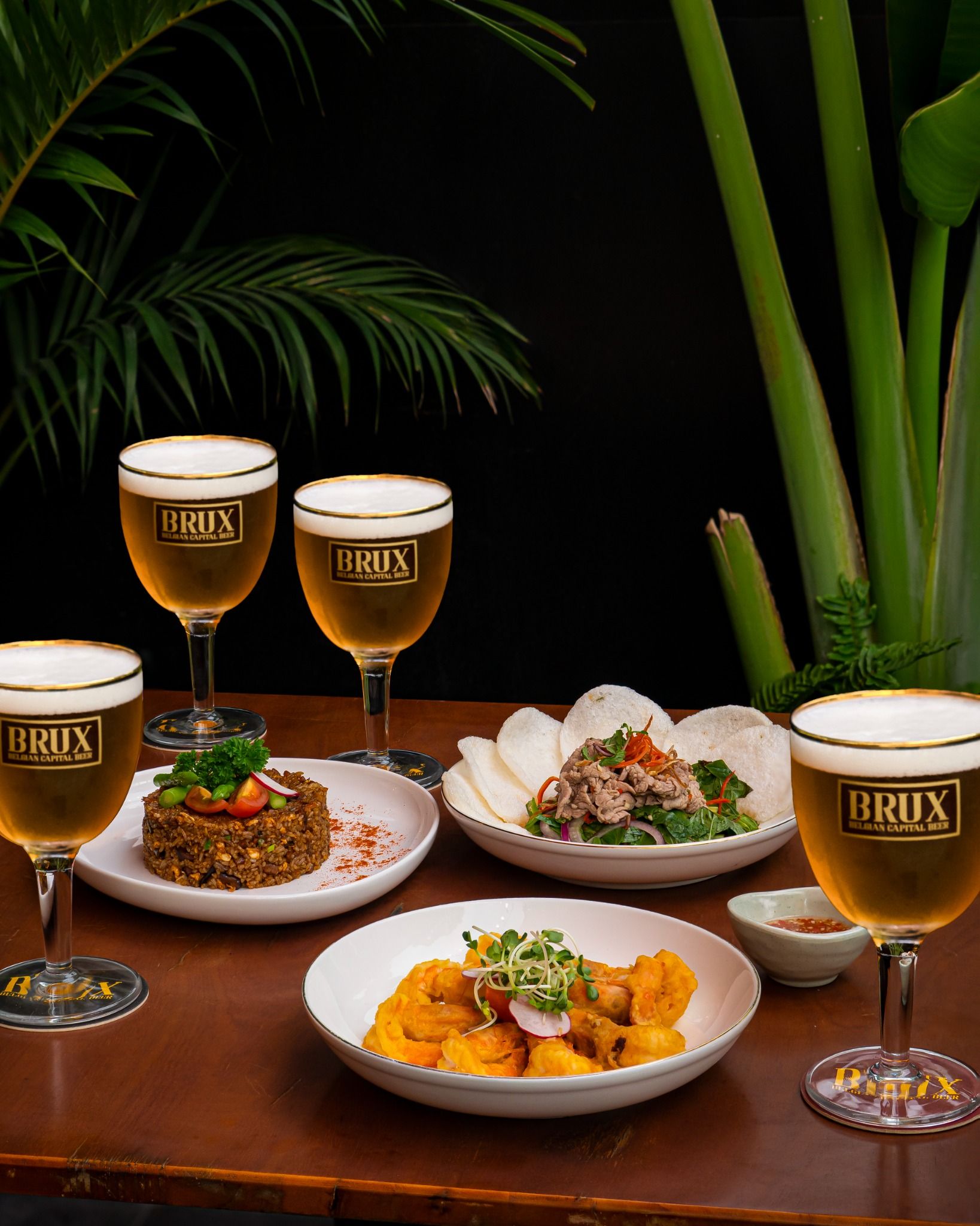 Brux Belgian Capital Beer - Trần Quốc Hoàn