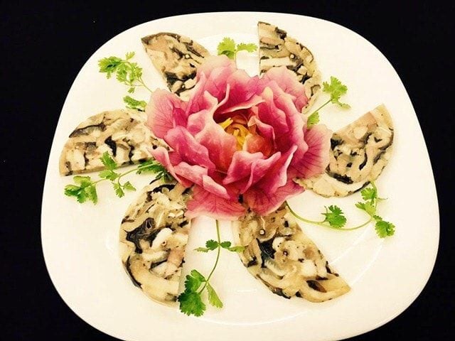 Sưa Trắng - Nguyễn Thị Định