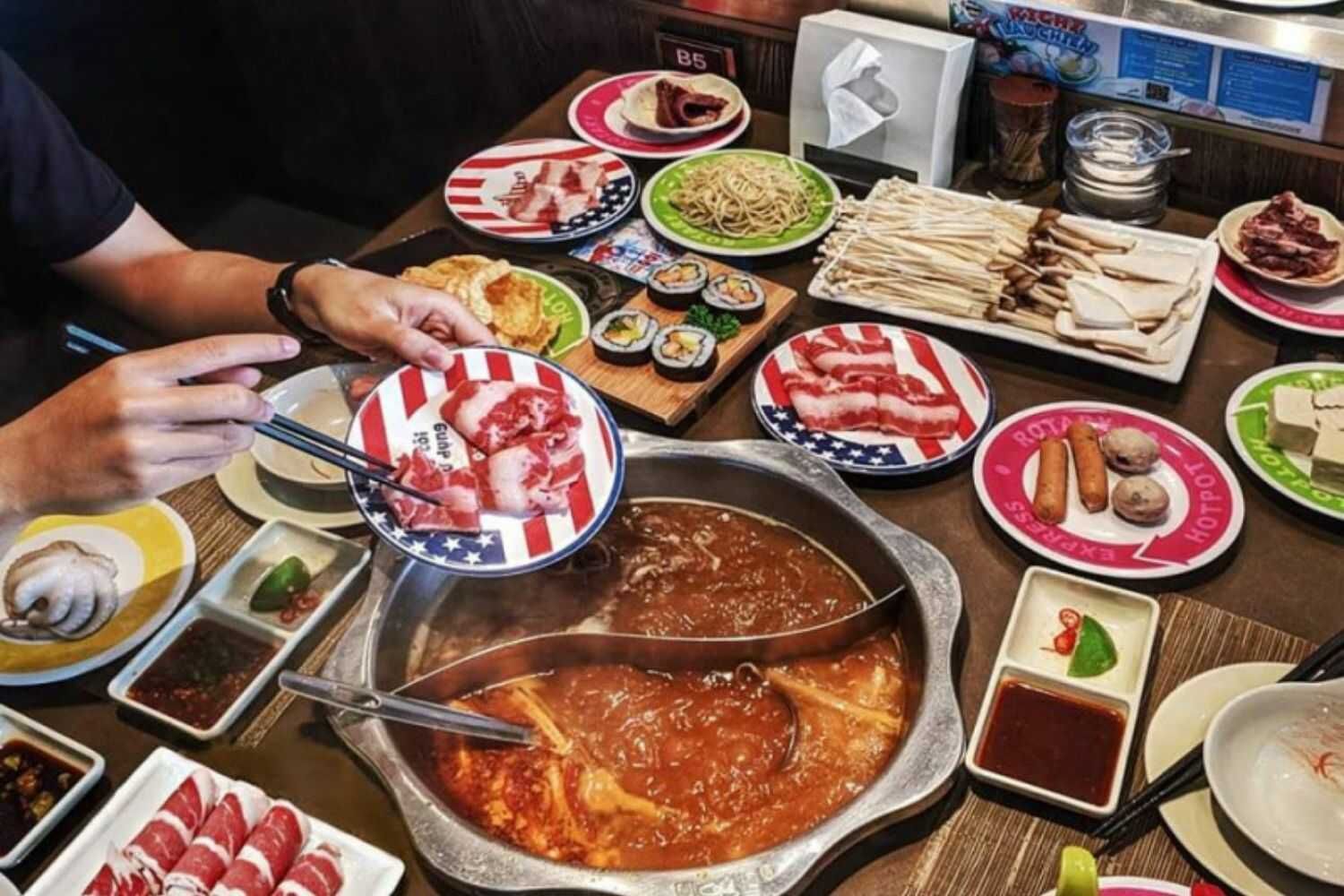 Hotpot Story - TTTM Royal City