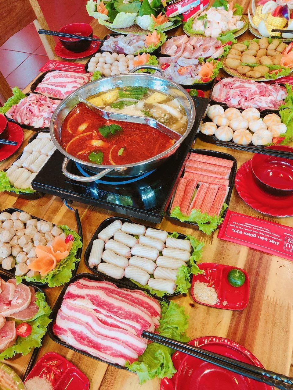 Phố Lẩu - Nguyễn Chánh
