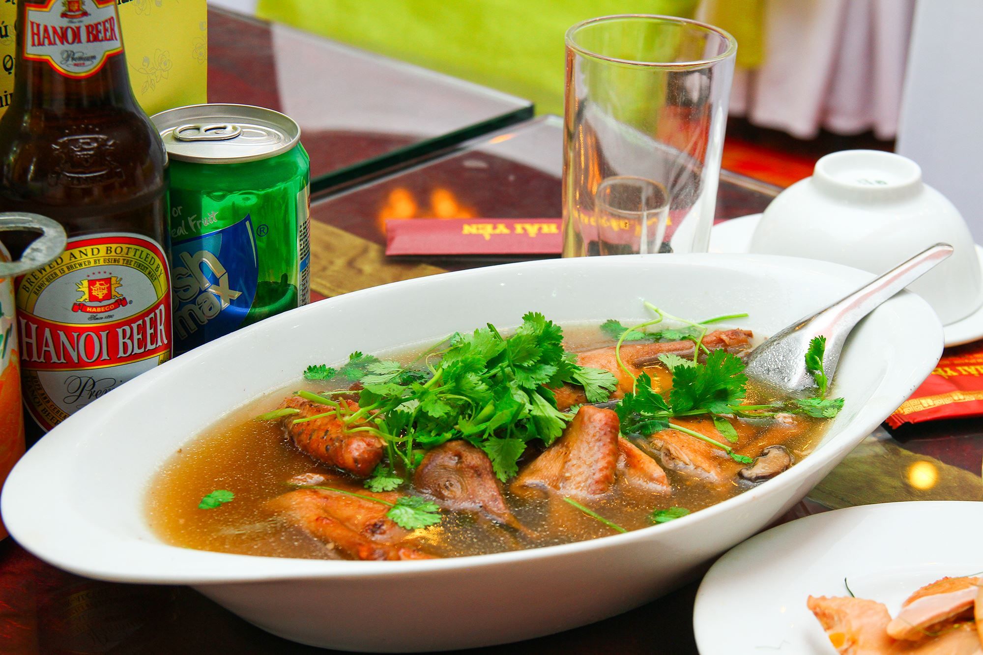 Hải Yến - Hoàng Quốc Việt