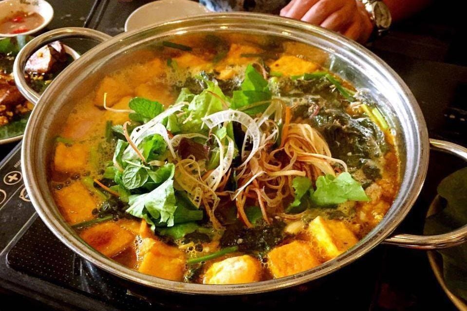 Phong Gà Quán - Nguyễn Hữu Thọ