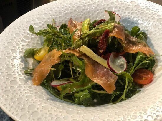 L'mo Dinning - Nguyễn Thị Định