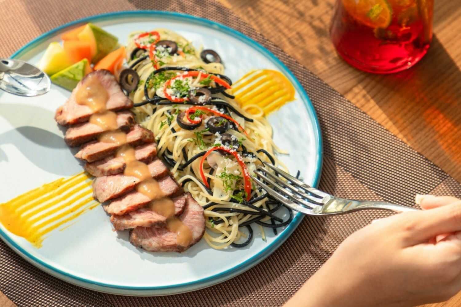 Le Monde Steak - Trần Duy Hưng