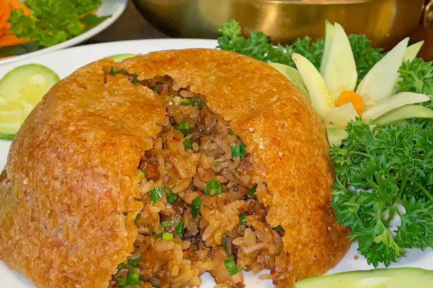 Lạ Quán - Hàng Lược