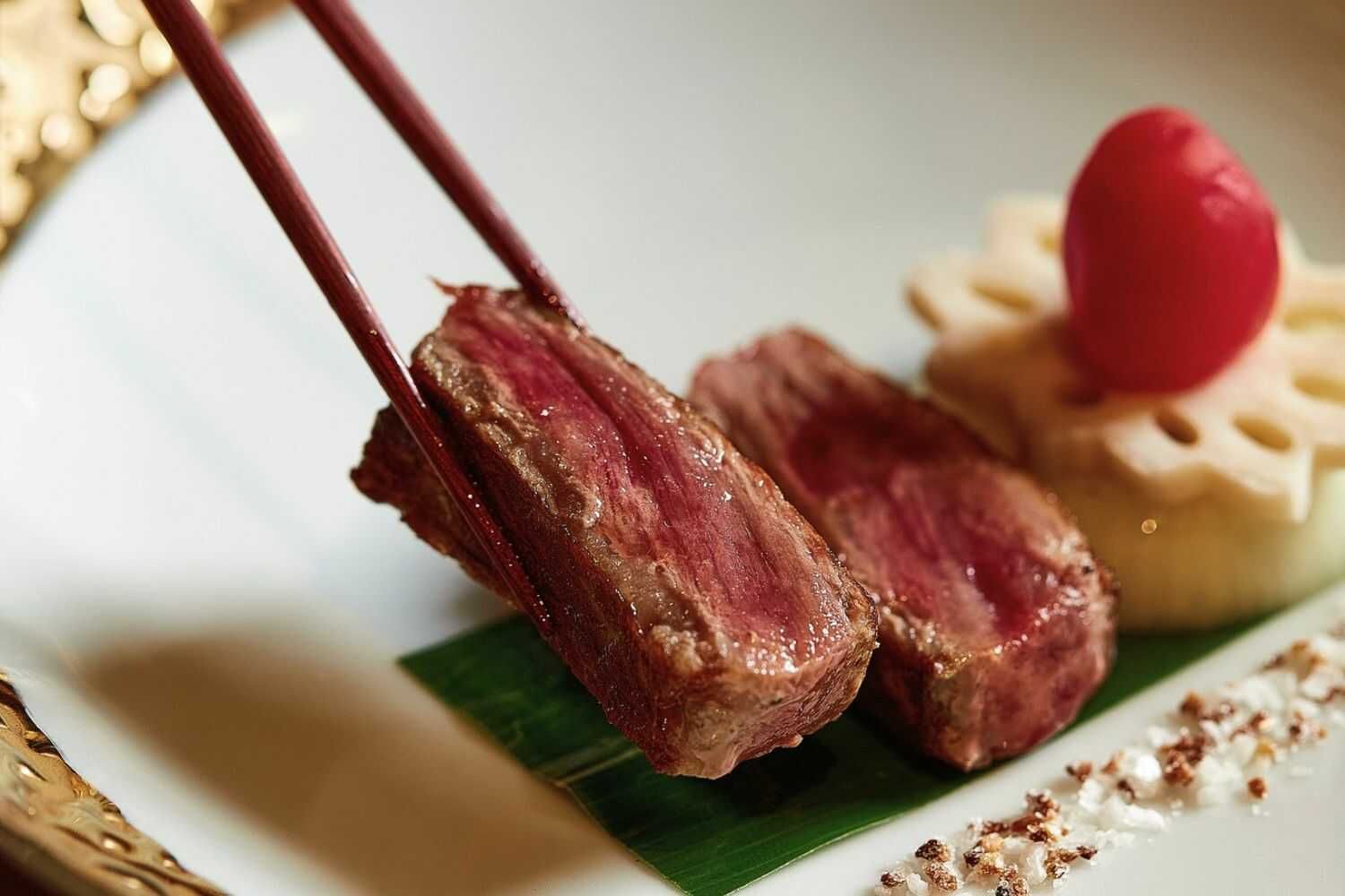 Nuboko Sushi & Teppanyaki - 37 Ngô Quyền