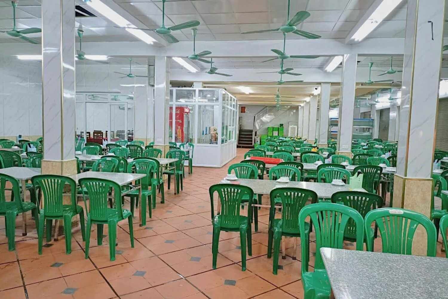 Bia Hải Xồm - Hoàng Quốc Việt