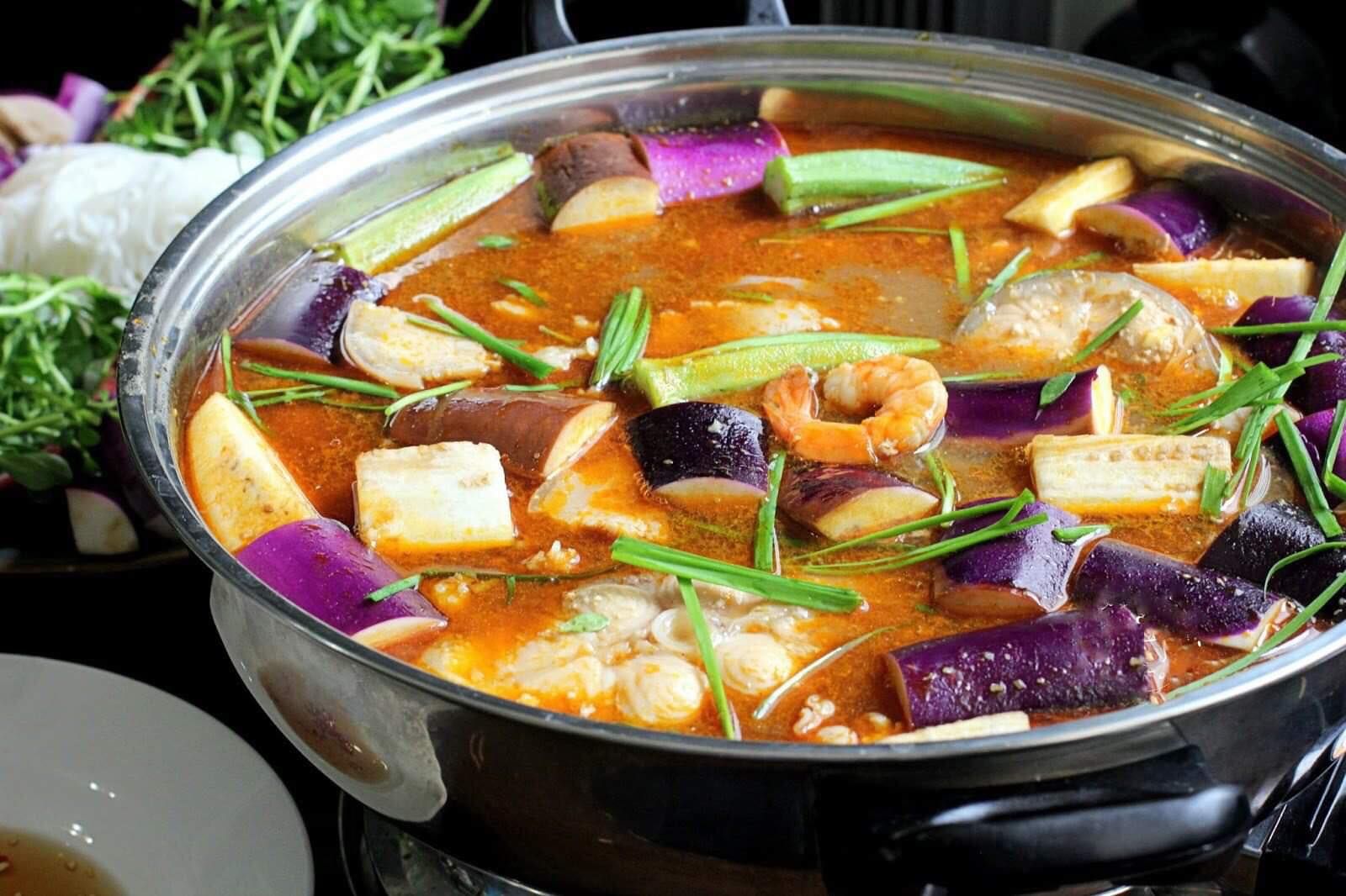 Lẩu Mắm Ninh Kiều - Hàng Bún