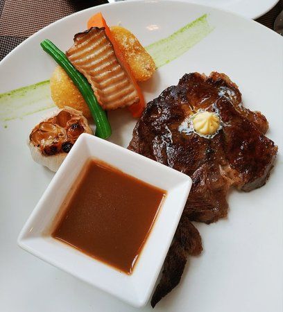 Le Monde Steak - Dịch Vọng Hậu