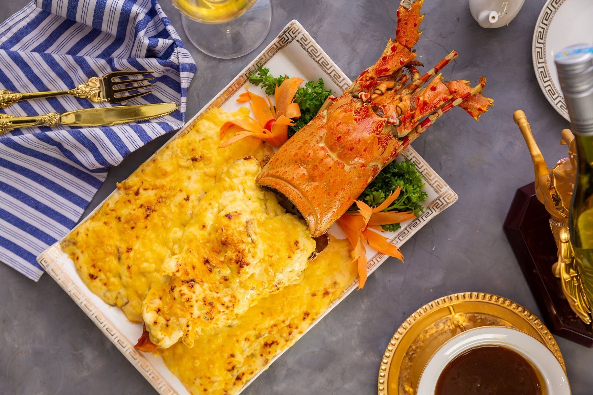 Hải Sản X132 - Yên Hòa