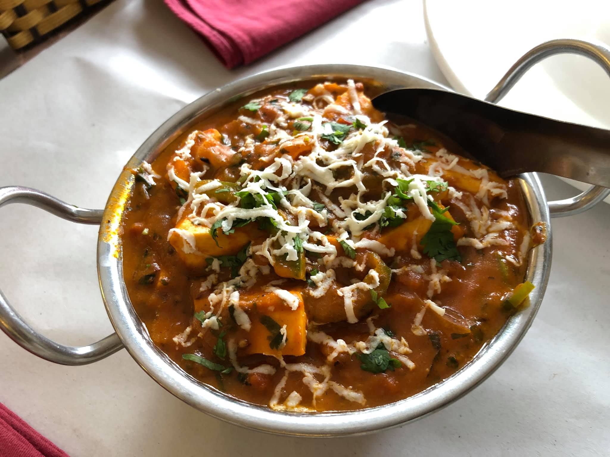 Khana Khazana - Phạm Huy Thông