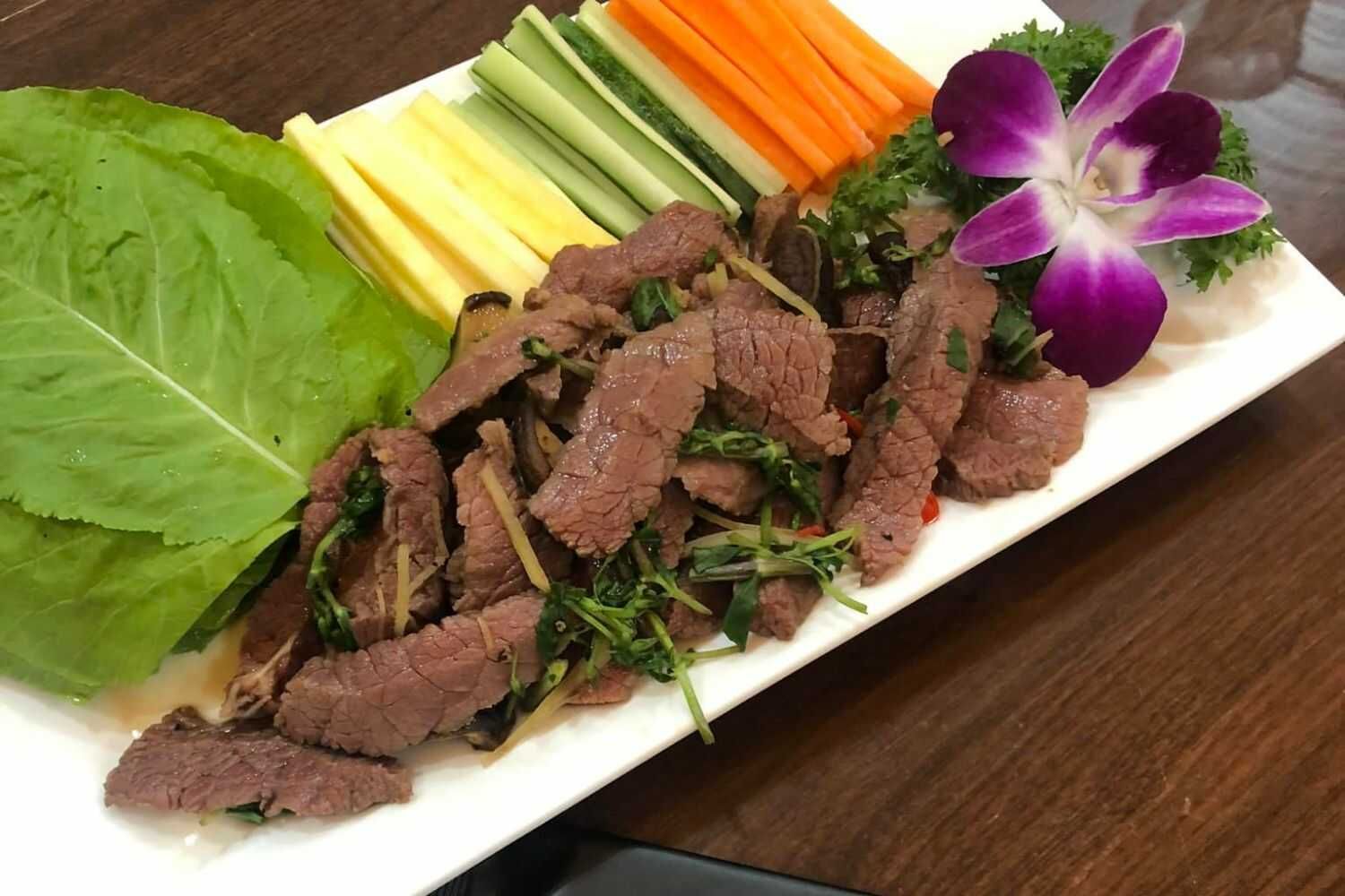 Nhất Linh - Trung Hòa