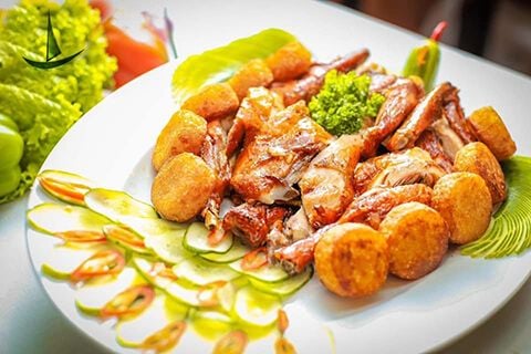 Biển Việt - Nguyễn Văn Cừ